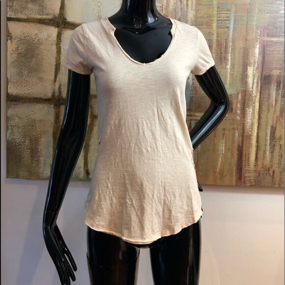 Free People Crochet Back V-Neck T-shirt - Picture 1 of 7